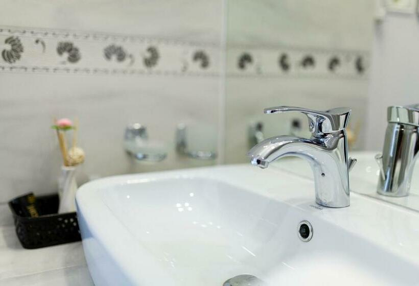 Hotel Conacul Din Ardeal