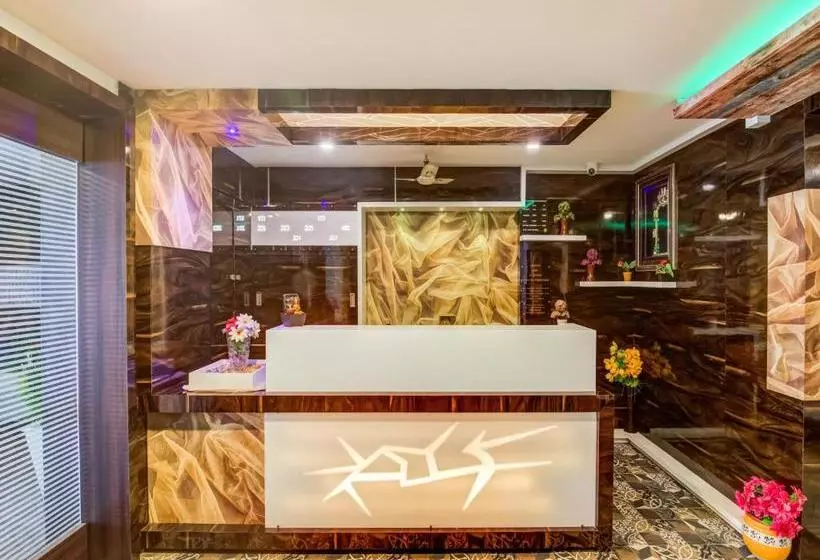 هتل Flagship  Tejasri Residency