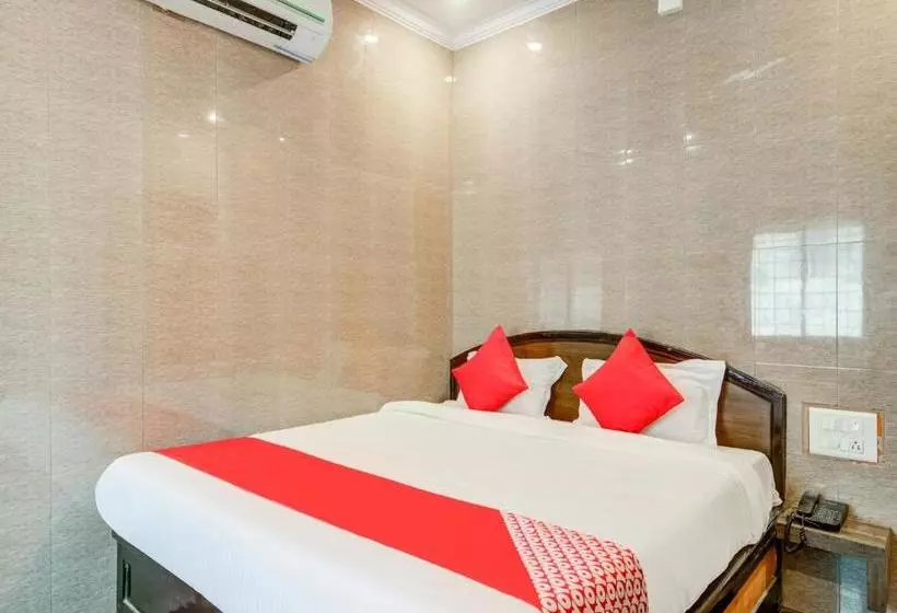 هتل Flagship  Tejasri Residency
