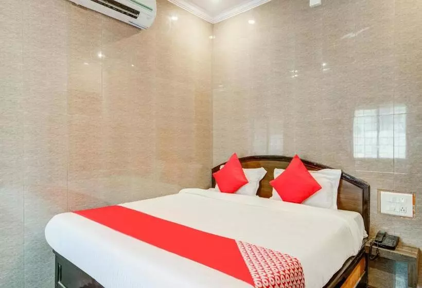 هتل Flagship  Tejasri Residency