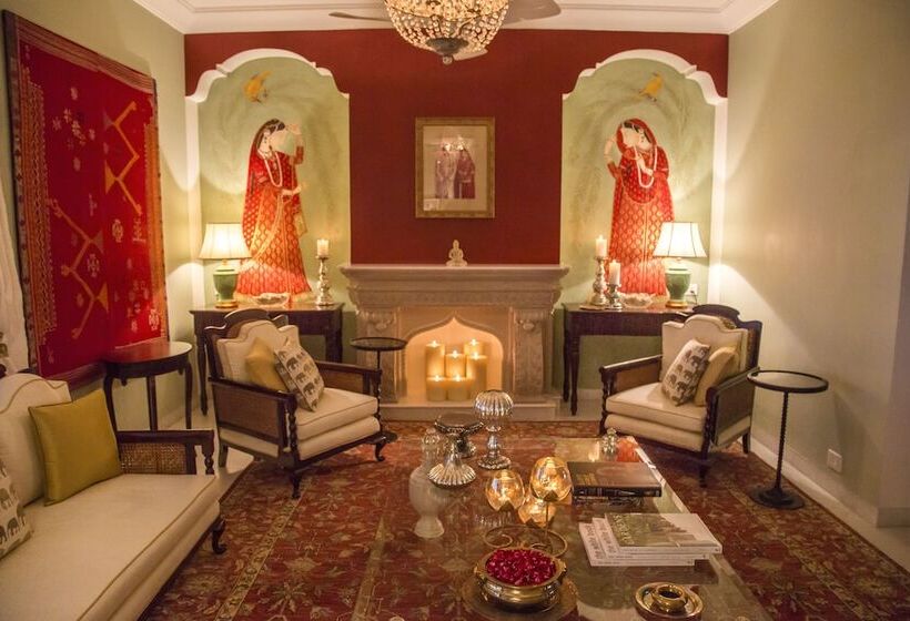 فندق The Rohet House