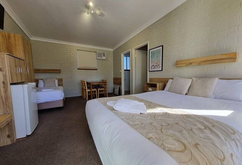 Мотель Moon River Motor Inn