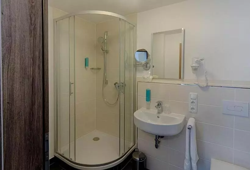 Majatalo Dirks Am Schloss