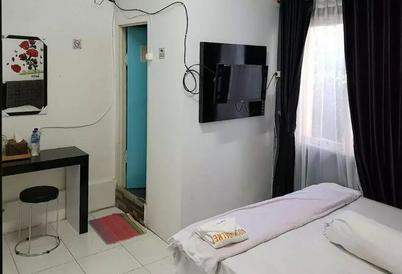 ペンション Koolkost Near Sepinggan Airport Balikpapan