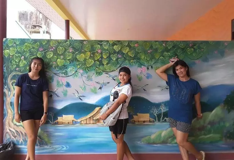 Lomakeskus สิชล บ้านอุ๊ รีสอร์ท