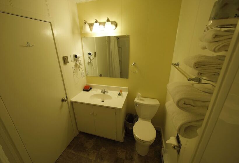 Creston Valley Motel