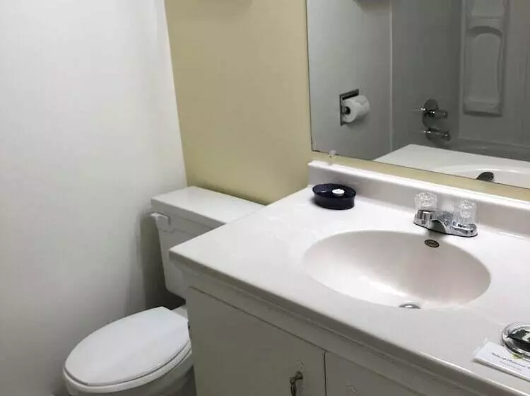 Creston Valley Motel