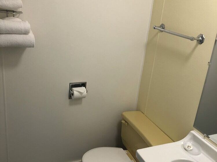 Creston Valley Motel