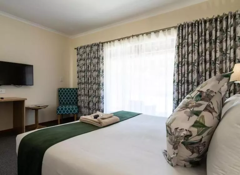 Gooderson Drakensberg Gardens Golf & Spa Resort