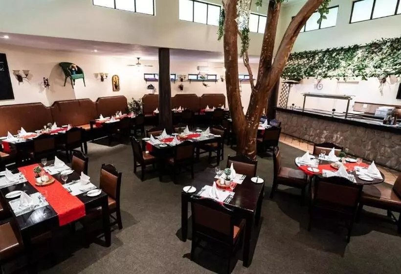 Gooderson Drakensberg Gardens Golf & Spa Resort