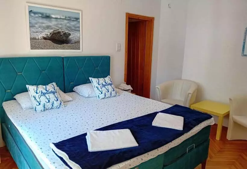 پانسیون Guest House Vila Bak