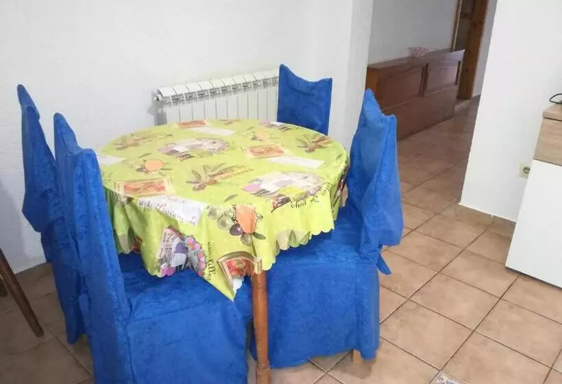 پانسیون Guest House Vila Bak