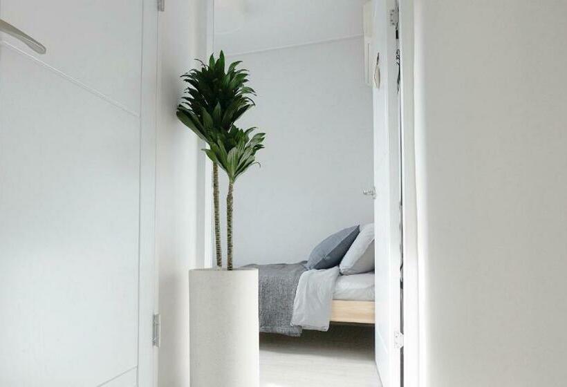 ペンション Hello Seochon 1