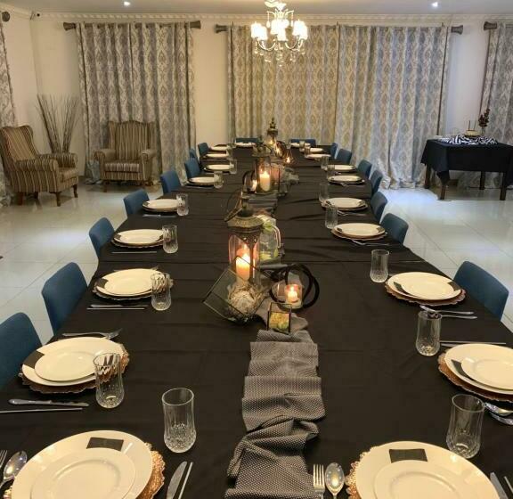 פנסיון Leighton Court