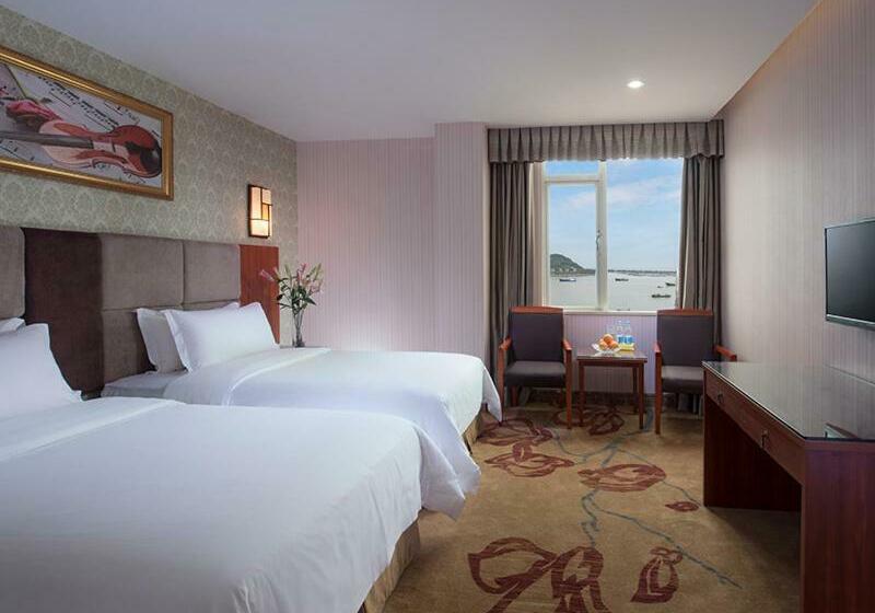 Vienna Hotel Guangdong Shanwei Feicui Bay