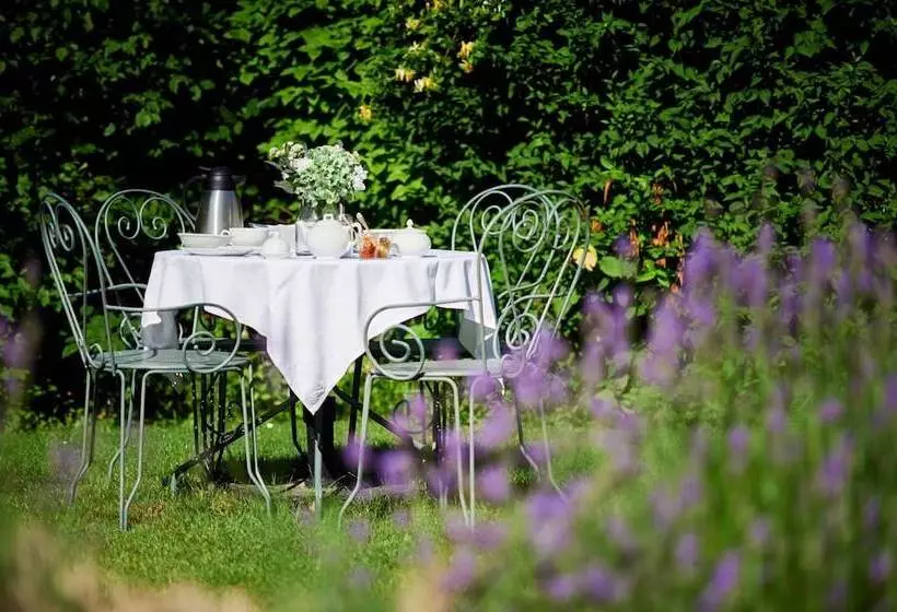 Aamiaismajoitus (B&B) Domaine De La Juranvillerie, Gîte Et Chambres D Hôtes