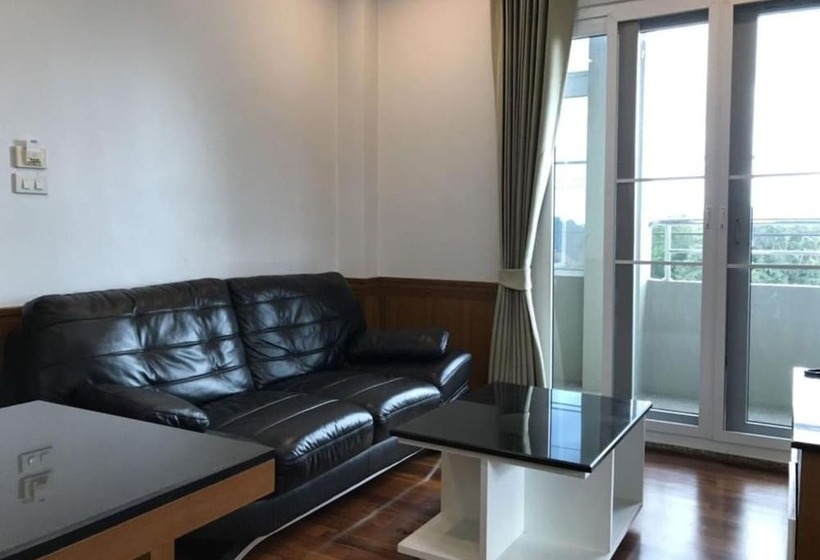 בית מלון כפרי Km Condo