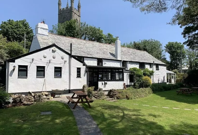 هتل The Crown Inn