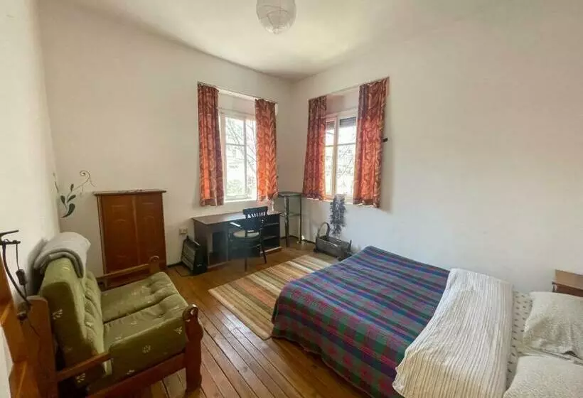 Tirana Backpacker Hostel