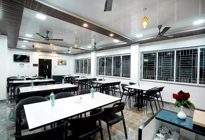 Hotel Fintastic Beach Resort