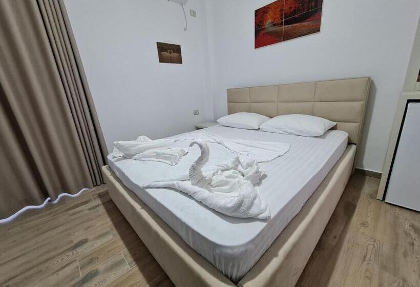 בית מלון כפרי Veliaj