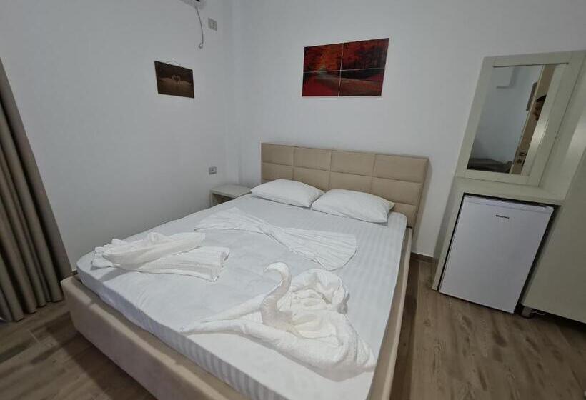 בית מלון כפרי Veliaj