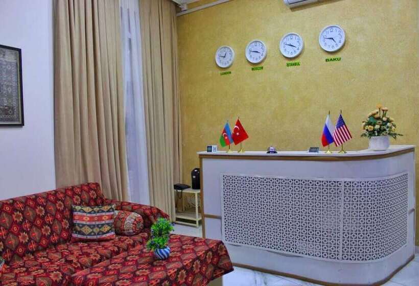 هتل Antique Palace