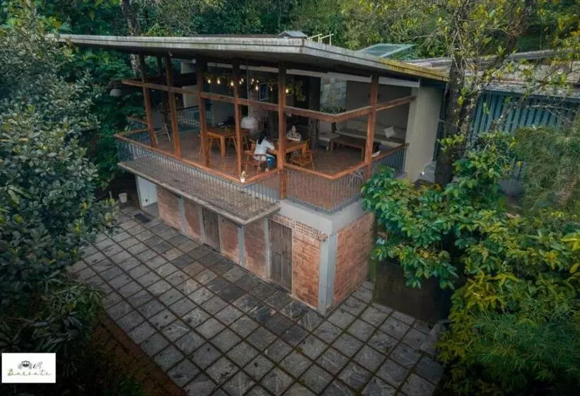 Hotel Barsati Ranches