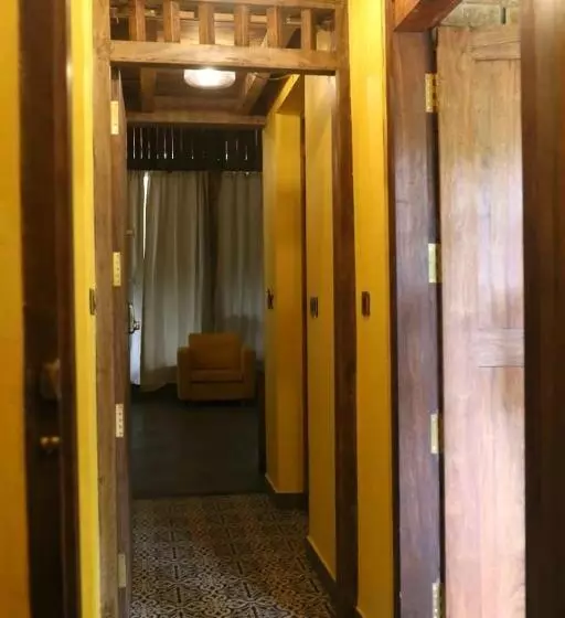 Hotel Barsati Ranches