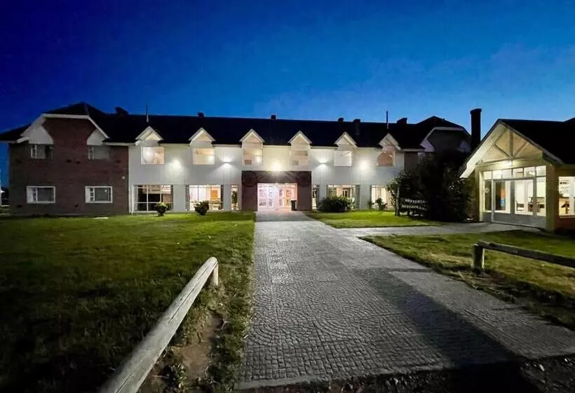 ホテル Hosteria Lago Cardiel