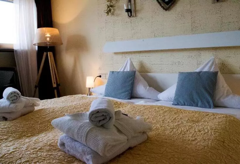 Hôtel Restaurant Tomahawk