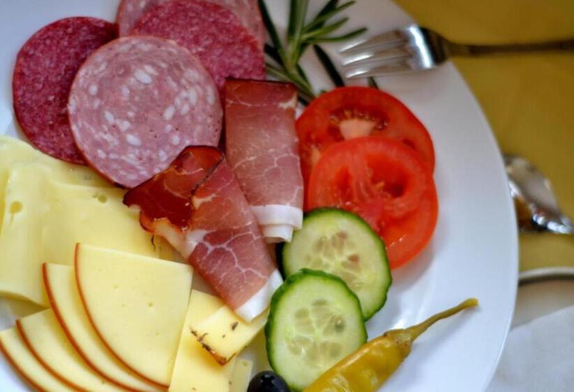 Отель Restaurant Tomahawk