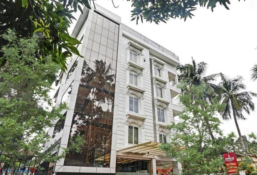 ホテル Sreepathi Mayoogha