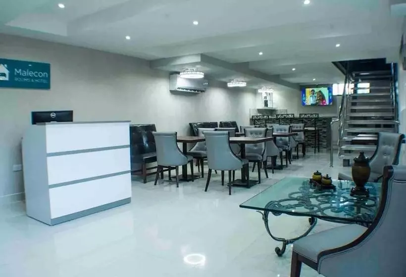 پانسیون Room In Apartment   Malecon Cozy Private Room