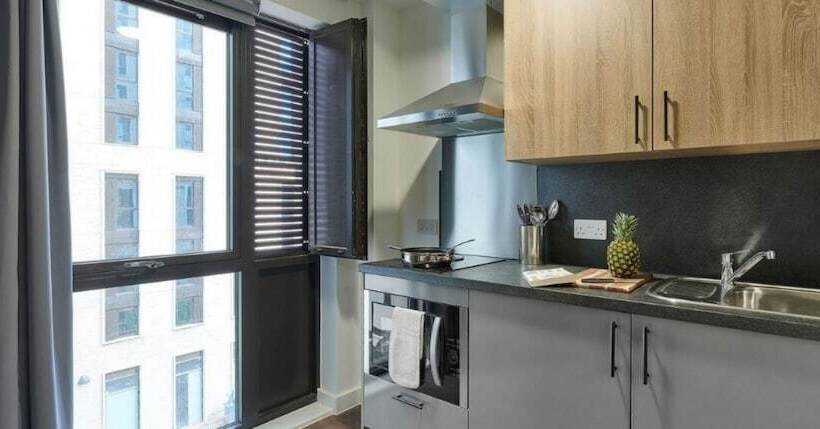 הוסטל Ensuite Rooms And Studios In Southampton, Sk Campus Accommodation