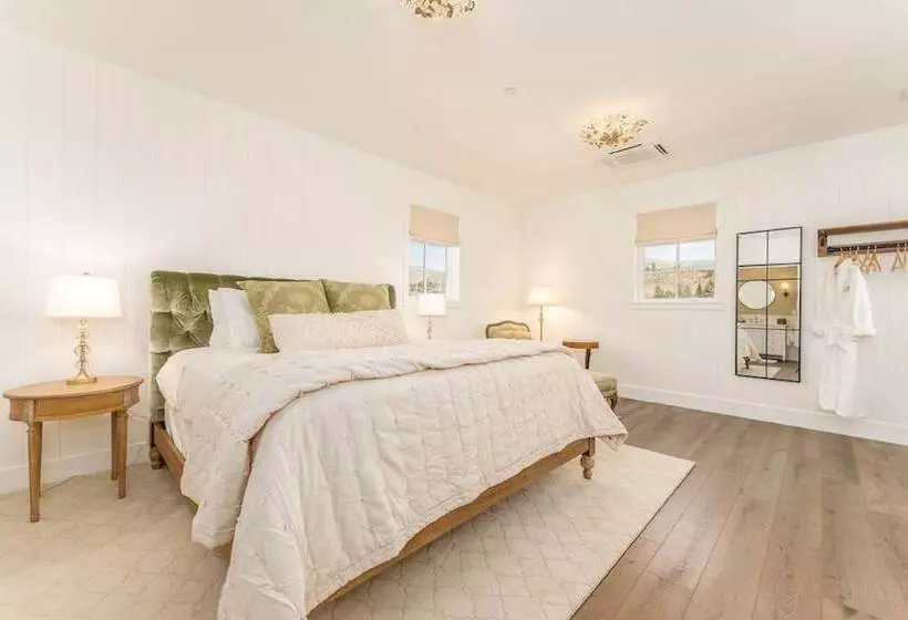 Harmony Meadows Resort