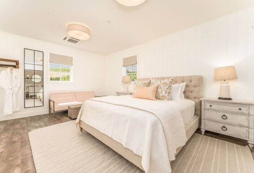 Harmony Meadows Resort