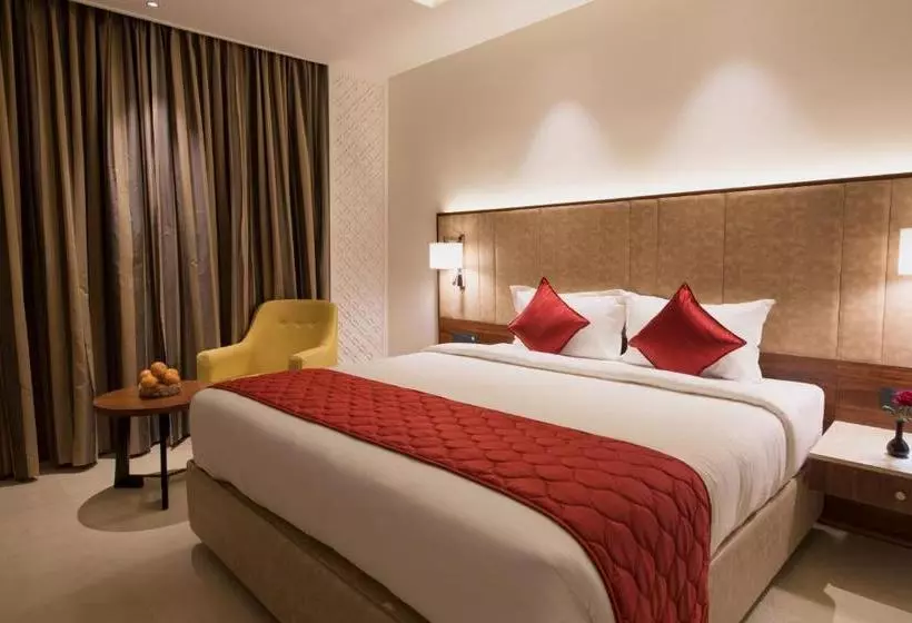 ホテル Aarya Mansion