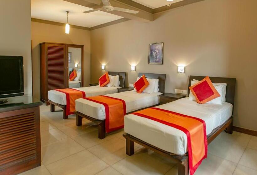 فندق Kings Ridge Kandy