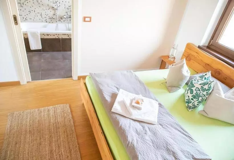 Hotelli Le Ali Del Falco