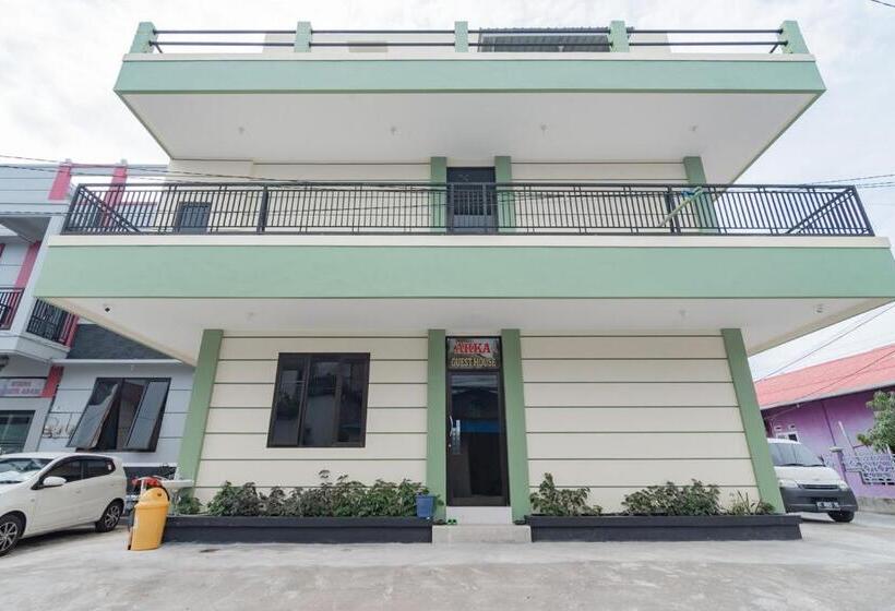 בית מלון כפרי Reddoorz Near Arka Sepinggan Airport Balikpapan