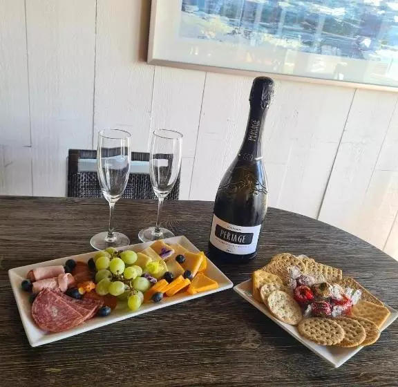 Hotelli Smuggler's Cove Inn