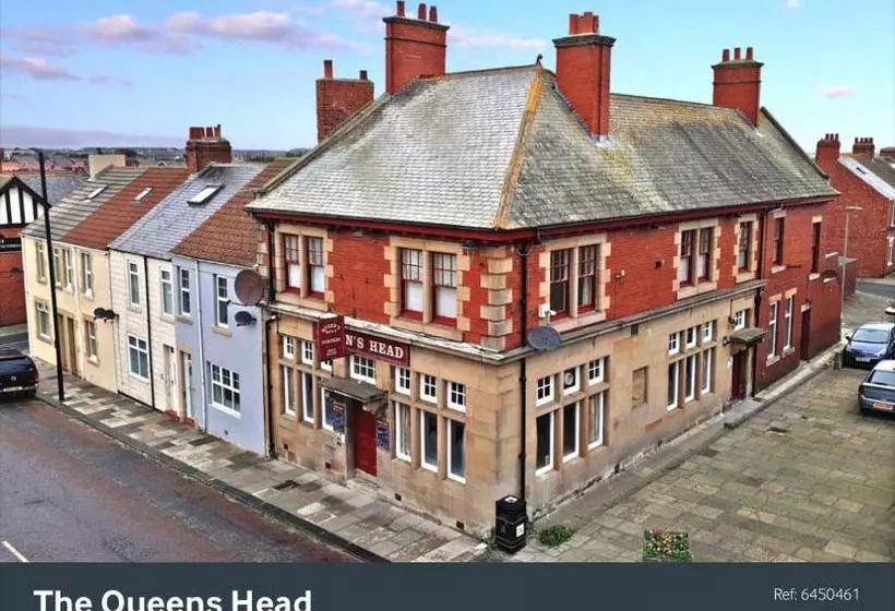 ホテル The Queens Head