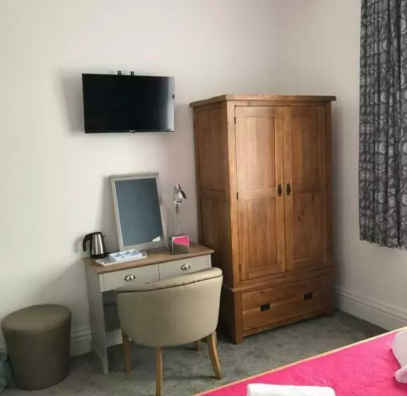 ホテル The Queens Head