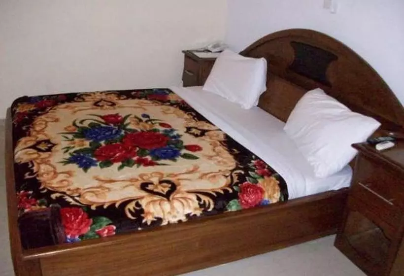 پانسیون Room In Lodge - Afara Castle Hotelbudget Hotel In Calabar
