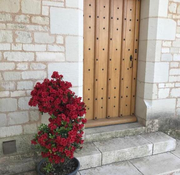 צימר Manoir De Chandoiseau