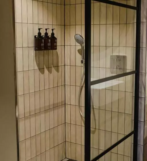 Boutique Hotel & Restaurant Frenchie