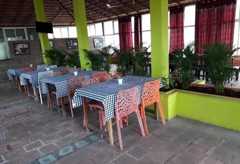 ホテル Coorg Nest Cottages By Dreamy Vacations