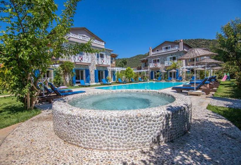 Hotelli Orino Suites