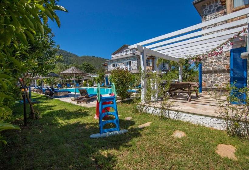 Hotelli Orino Suites